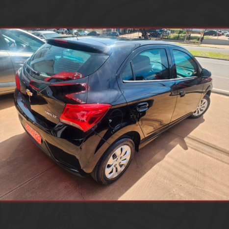 CHEVROLET Onix Hatch 1.0 12V 4P FLEX LT, Foto 5