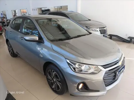 CHEVROLET Onix Hatch 1.0 12V 4P FLEX LT TURBO AUTOM�TICO, Foto 2