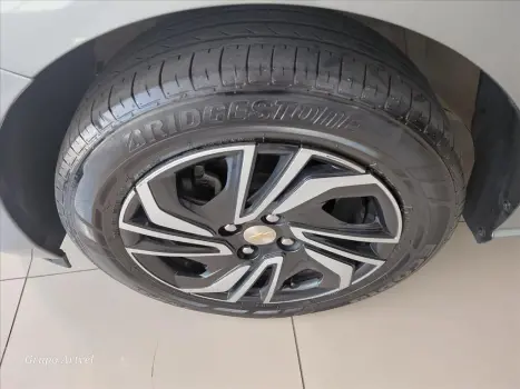 CHEVROLET Onix Hatch 1.0 12V 4P FLEX LT TURBO AUTOM�TICO, Foto 10