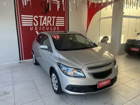 CHEVROLET Onix Hatch 1.4 4P FLEX LT, Foto 3
