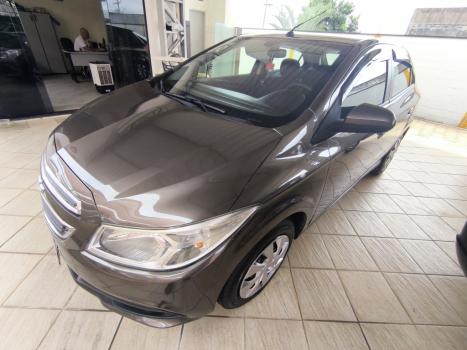 CHEVROLET Onix Hatch 1.4 4P FLEX LT, Foto 2