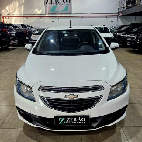 CHEVROLET Onix Hatch 1.4 4P FLEX LTZ, Foto 2