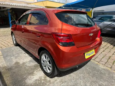 CHEVROLET Onix Hatch 1.0 4P FLEX LT LOLLAPALOOZA, Foto 4