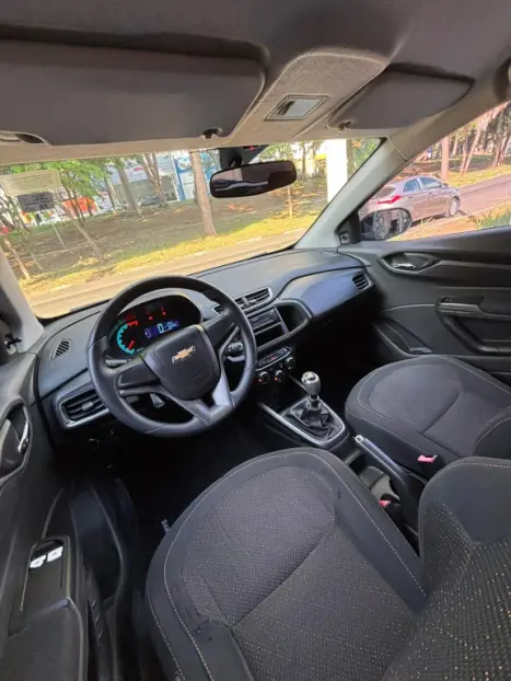 CHEVROLET Onix Hatch 1.4 4P FLEX LT, Foto 8