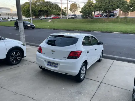 CHEVROLET Onix Hatch 1.0 4P FLEX JOY, Foto 4