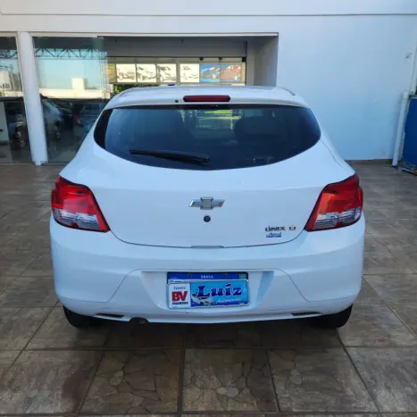 CHEVROLET Onix Hatch 1.0 4P FLEX LT, Foto 5