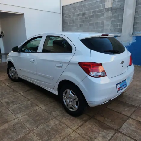 CHEVROLET Onix Hatch 1.0 4P FLEX LT, Foto 8