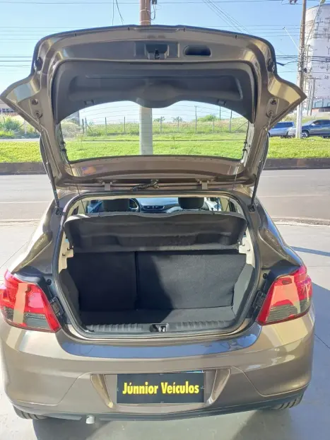 CHEVROLET Onix Hatch 1.4 4P FLEX LT AUTOM�TICO, Foto 9