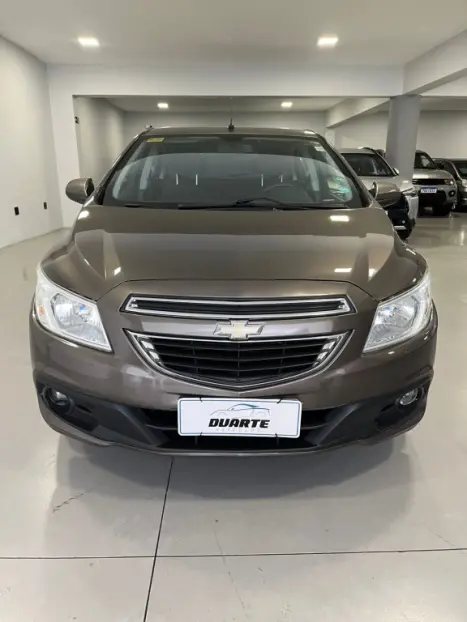 CHEVROLET Onix Hatch 1.0 4P FLEX LT, Foto 2