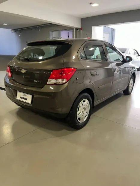 CHEVROLET Onix Hatch 1.0 4P FLEX LT, Foto 4