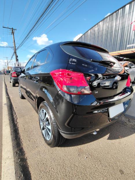 CHEVROLET Onix Hatch 1.4 4P FLEX LTZ, Foto 11