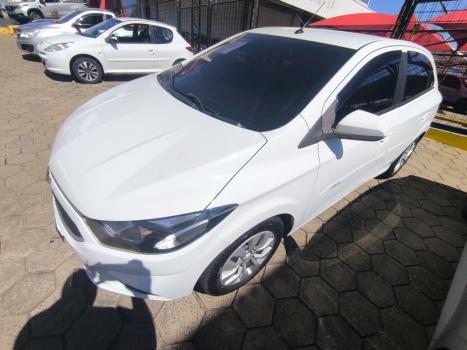 CHEVROLET Onix Hatch 1.4 4P FLEX LT, Foto 2