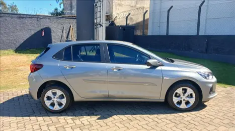 CHEVROLET Onix Hatch 1.0 4P FLEX LTZ TURBO AUTOM�TICO, Foto 5