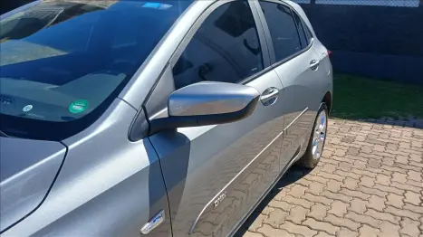 CHEVROLET Onix Hatch 1.0 4P FLEX LTZ TURBO AUTOM�TICO, Foto 12