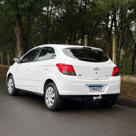 CHEVROLET Onix Hatch 1.4 4P FLEX LT AUTOM�TICO, Foto 3