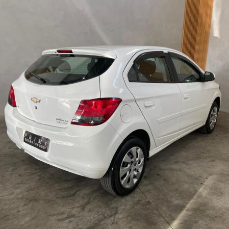 CHEVROLET Onix Hatch 1.4 4P FLEX LT, Foto 10
