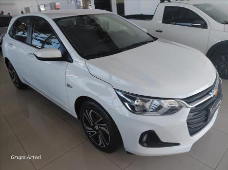 CHEVROLET Onix Hatch 1.0 4P FLEX LT, Foto 2