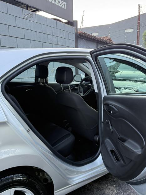 CHEVROLET Onix Hatch 1.4 4P FLEX LT, Foto 3