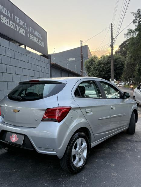 CHEVROLET Onix Hatch 1.4 4P FLEX LT, Foto 4
