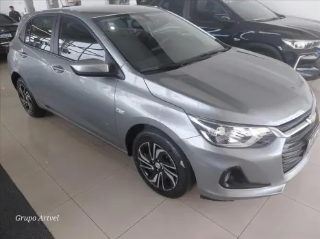 CHEVROLET Onix Hatch 1.0 12V 4P FLEX LT TURBO AUTOM�TICO, Foto 2