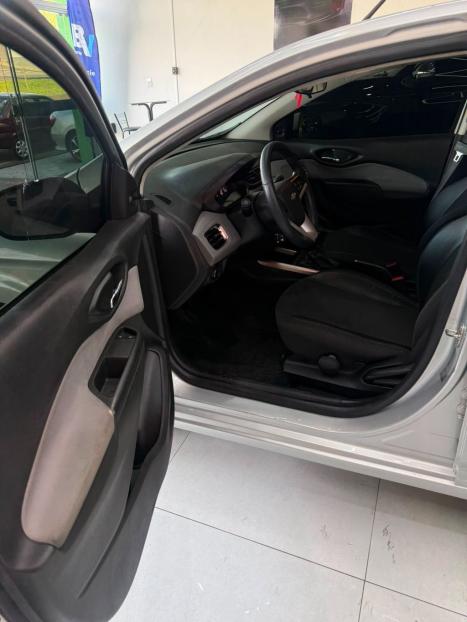 CHEVROLET Onix Hatch 1.0 4P FLEX LT, Foto 8