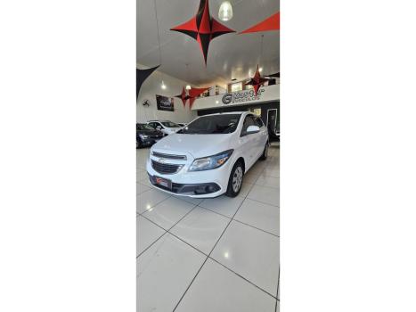 CHEVROLET Onix Hatch 1.4 4P FLEX LT, Foto 9