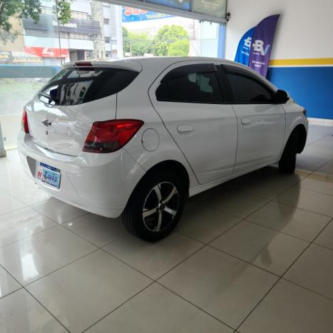 CHEVROLET Onix Hatch 1.4 4P FLEX LT, Foto 8