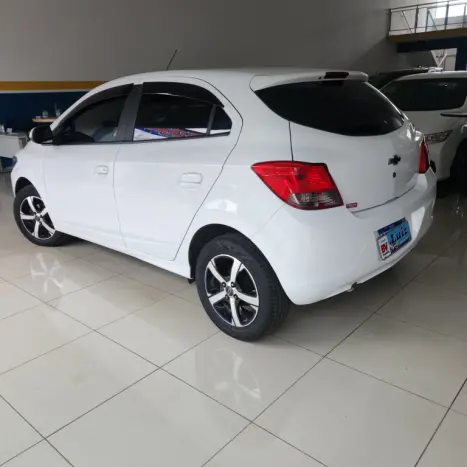 CHEVROLET Onix Hatch 1.4 4P FLEX LT, Foto 9