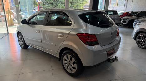 CHEVROLET Onix Hatch 1.4 4P FLEX LT, Foto 17