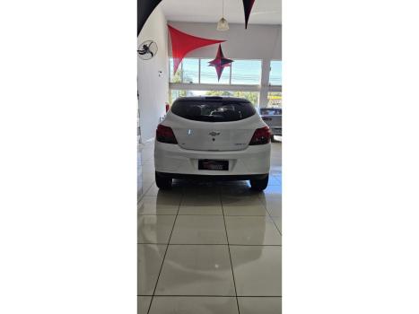 CHEVROLET Onix Hatch 1.4 4P FLEX LT, Foto 4