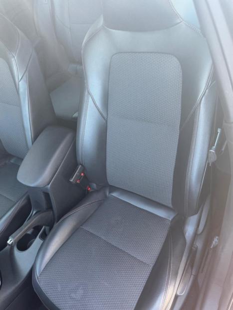 CHEVROLET Onix Hatch 1.0 12V 4P FLEX RS TURBO AUTOM�TICO, Foto 7