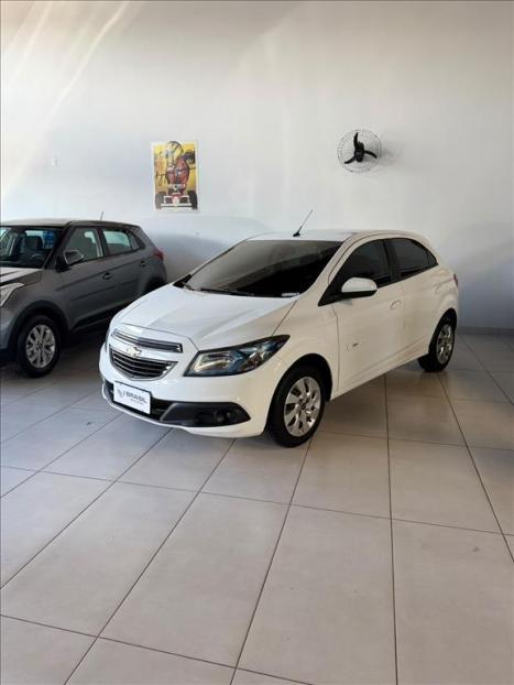 CHEVROLET Onix Hatch 1.4 4P FLEX LT AUTOM�TICO, Foto 2