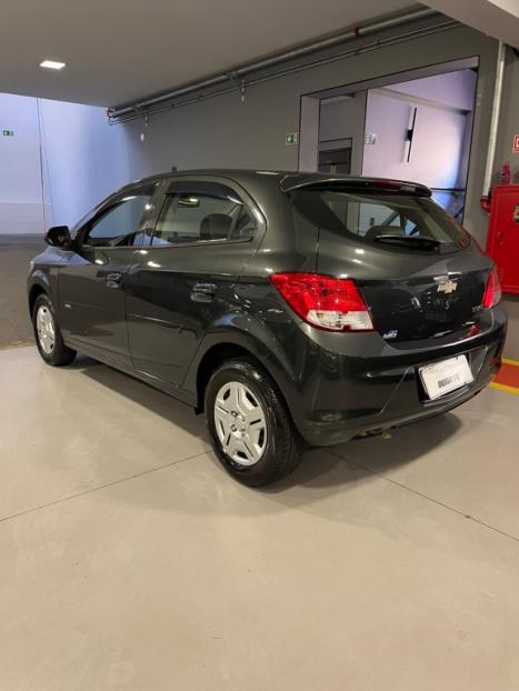 CHEVROLET Onix Hatch 1.0 4P FLEX LT, Foto 6