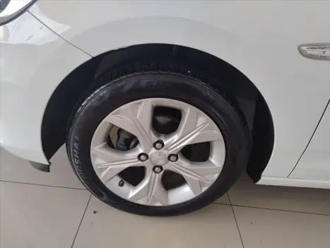 CHEVROLET Onix Hatch 1.0 12V 4P FLEX PREMIER TURBO AUTOM�TICO, Foto 12
