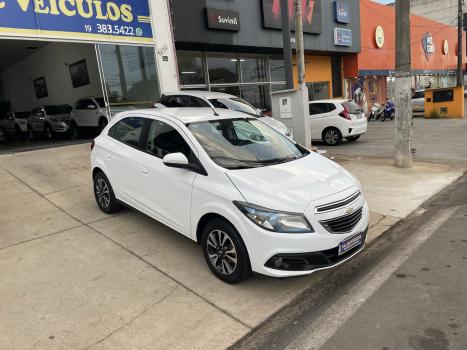 CHEVROLET Onix Hatch 1.4 4P FLEX LTZ, Foto 2
