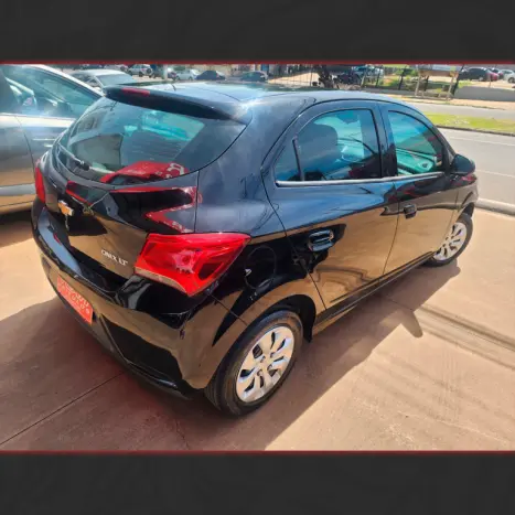 CHEVROLET Onix Hatch 1.0 12V 4P FLEX LT, Foto 5
