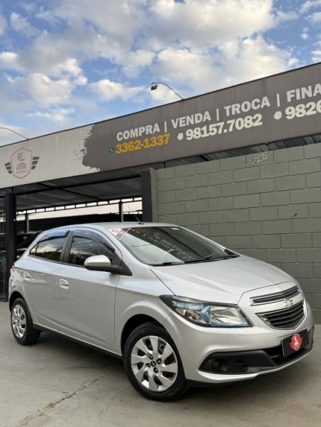 CHEVROLET Onix Hatch 1.4 4P FLEX LT, Foto 1