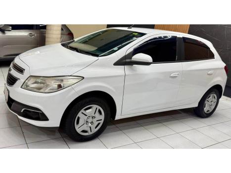 CHEVROLET Onix Hatch 1.0 4P FLEX LT, Foto 4
