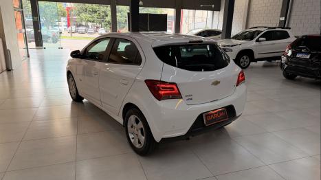 CHEVROLET Onix Hatch 1.4 4P FLEX LT, Foto 5