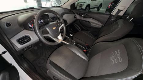 CHEVROLET Onix Hatch 1.4 4P FLEX LT, Foto 9
