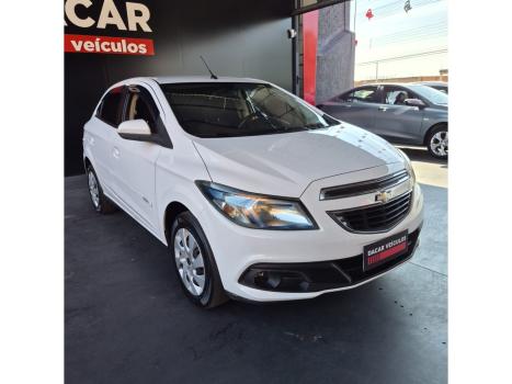 CHEVROLET Onix Hatch 1.4 4P FLEX LT, Foto 3