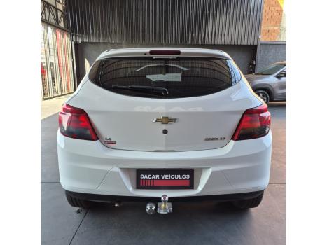 CHEVROLET Onix Hatch 1.4 4P FLEX LT, Foto 4