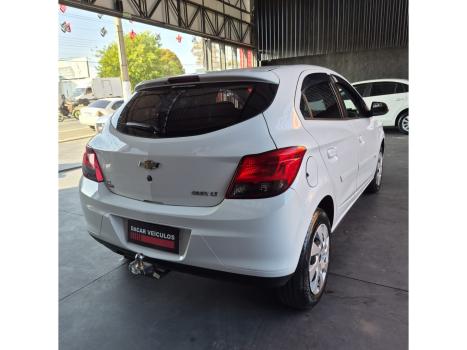 CHEVROLET Onix Hatch 1.4 4P FLEX LT, Foto 5