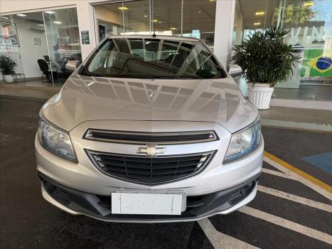 CHEVROLET Onix Hatch 1.4 4P FLEX LT, Foto 5