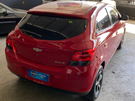 CHEVROLET Onix Hatch 1.4 4P FLEX LT, Foto 2
