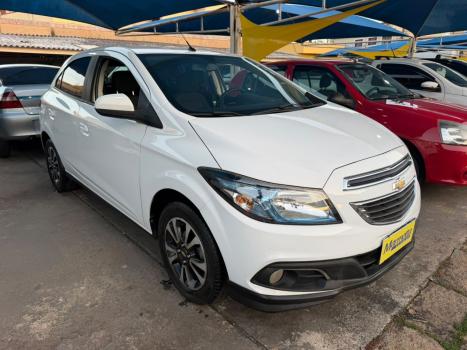 CHEVROLET Onix Hatch 1.4 4P FLEX LT, Foto 3