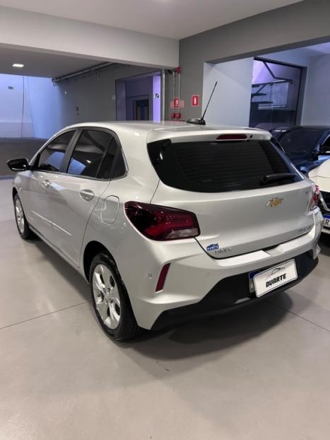 CHEVROLET Onix Hatch 1.0 12V 4P FLEX PREMIER 2 TURBO AUTOM�TICO, Foto 6