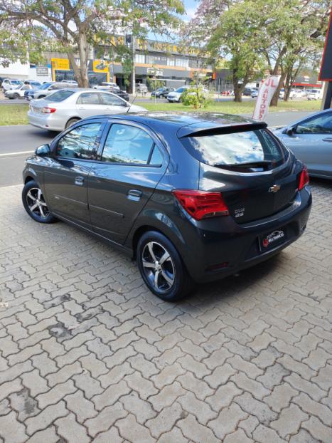CHEVROLET Onix Hatch 1.4 4P FLEX LT AUTOM�TICO, Foto 8