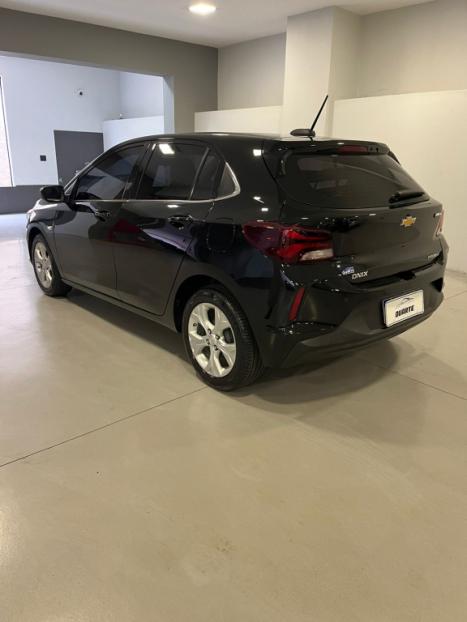 CHEVROLET Onix Hatch 1.0 12V 4P FLEX PREMIER TURBO AUTOM�TICO, Foto 6
