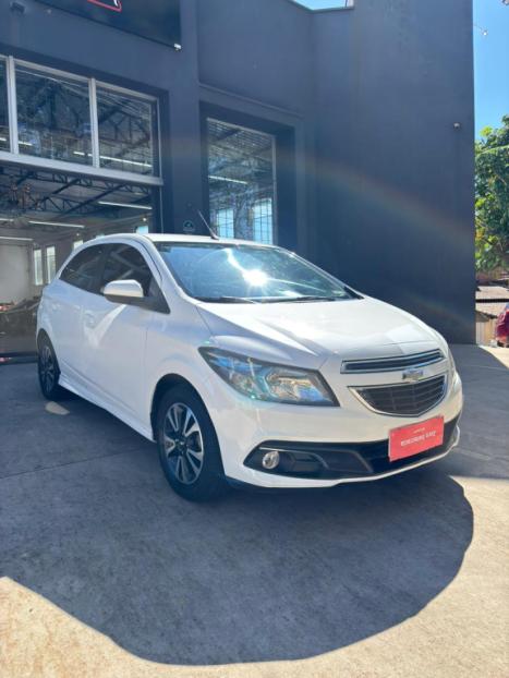 CHEVROLET Onix Hatch 1.4 4P FLEX LTZ, Foto 5